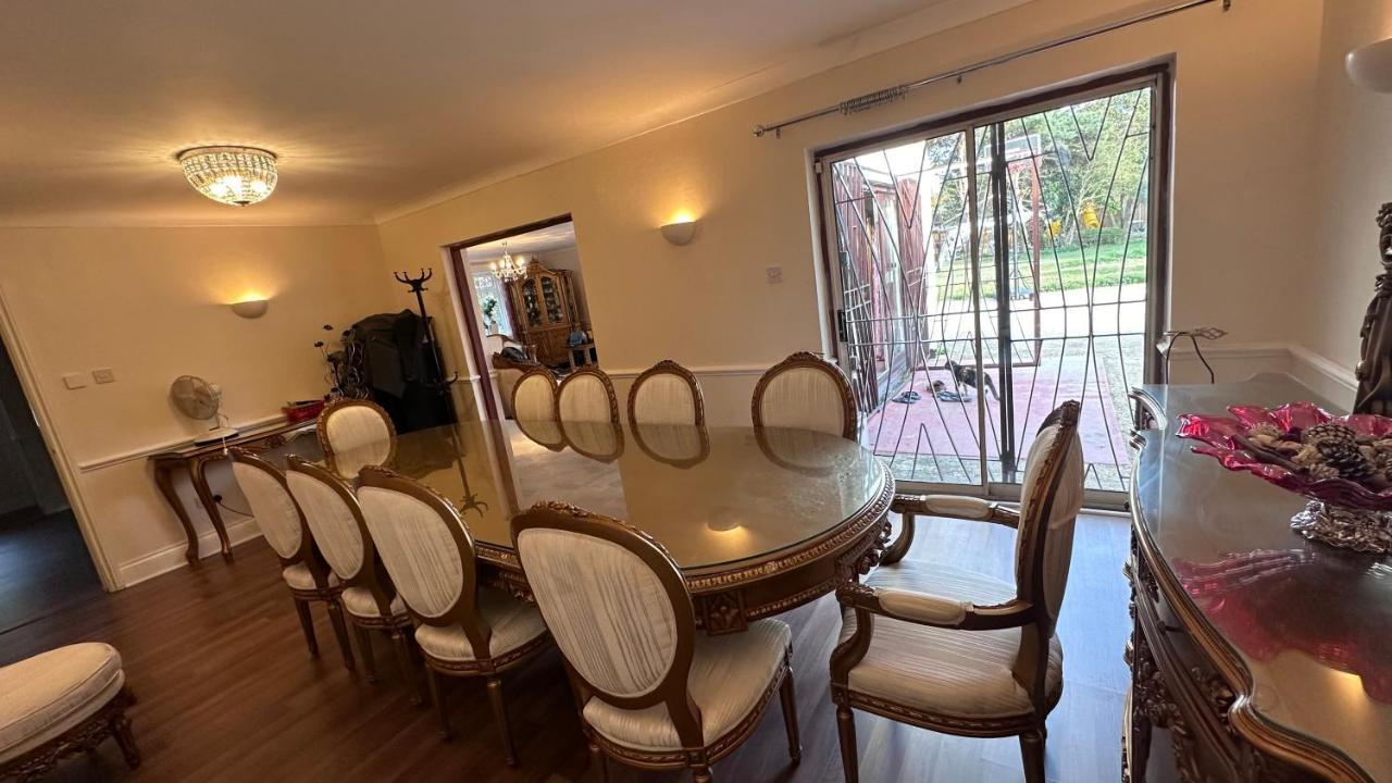Maylands - -where Memories Are Made. Villa Stanford le Hope