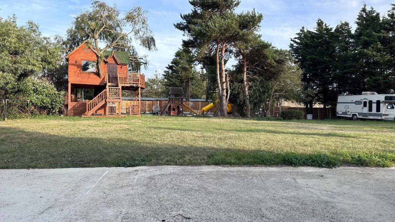 Villa Maylands - -where Memories Are Made. *