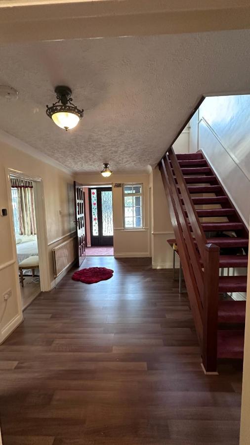 Maylands - -where Memories Are Made. Villa *