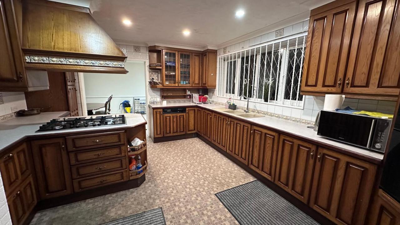 Villa Maylands - -where Memories Are Made.