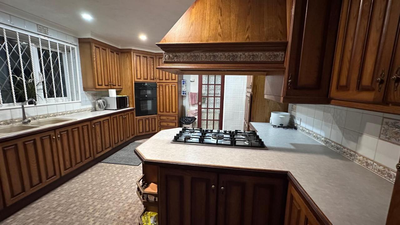 Villa Maylands - -where Memories Are Made. *